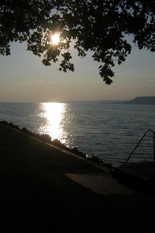Rozsa Nyaralohaz Villa Balatonboglar Exterior photo